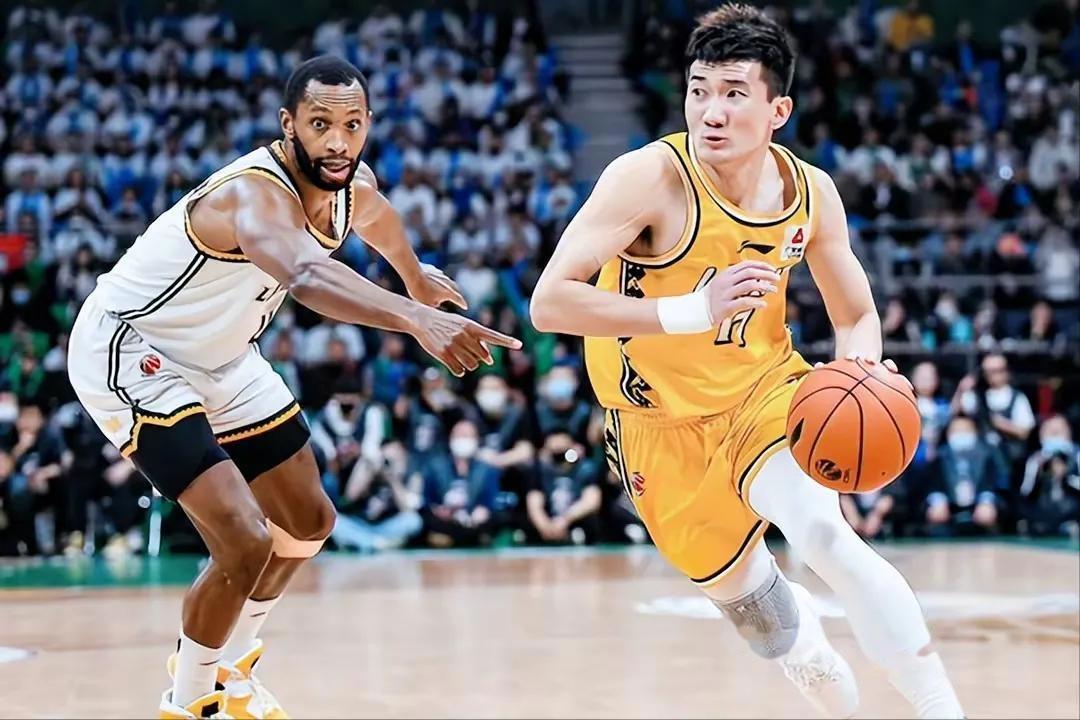 广厦男篮发布备战花絮，加时末段篮板制胜，意甲任务艰巨，纪律约束更严格(篮球打平了要加时吗)