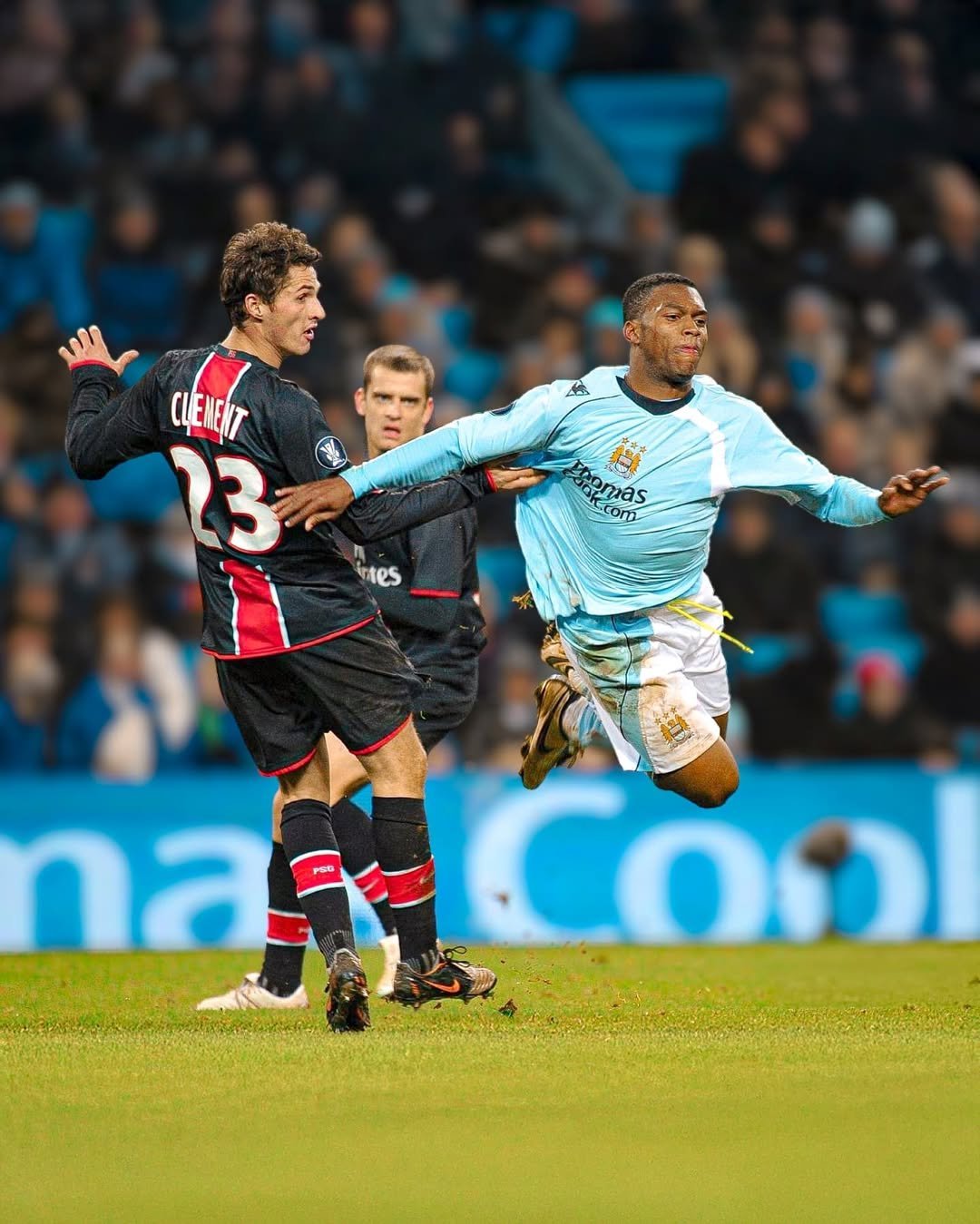 包含今晚巴黎圣日耳曼单刀错失——欧超杯节点到来，引发热议，球队文化再被提及的词条