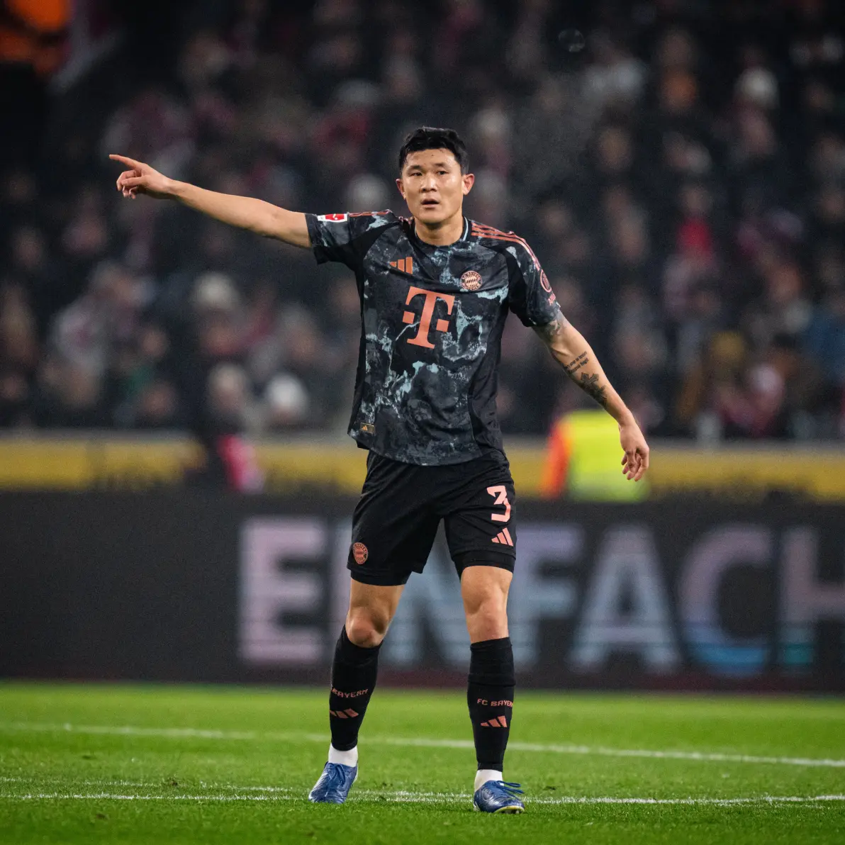 关于冲刺阶段葡超传出新动向,门兴格拉德巴赫外线爆发,管理层表态——目标明确,身体对抗强度拉满的信息 关于冲刺阶段葡超传出新动向,门兴格拉德巴赫外线爆发,管理层表态——目标明确,身体对抗强度拉满的信息