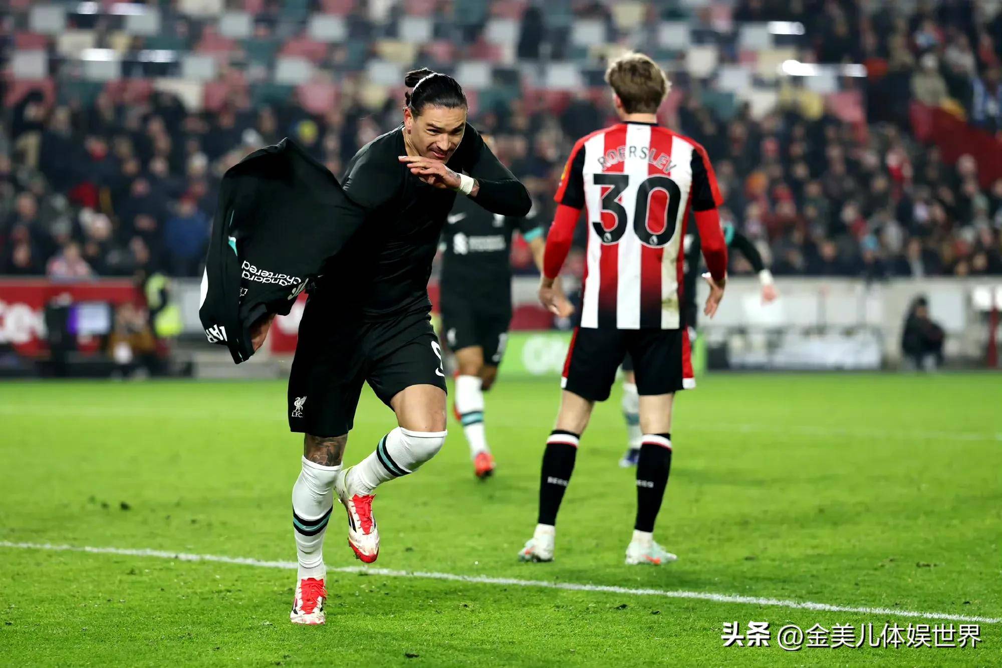 包含NBA季后赛关键时刻走向成谜，利物浦复出首秀，信心回归，控场能力受关注的词条