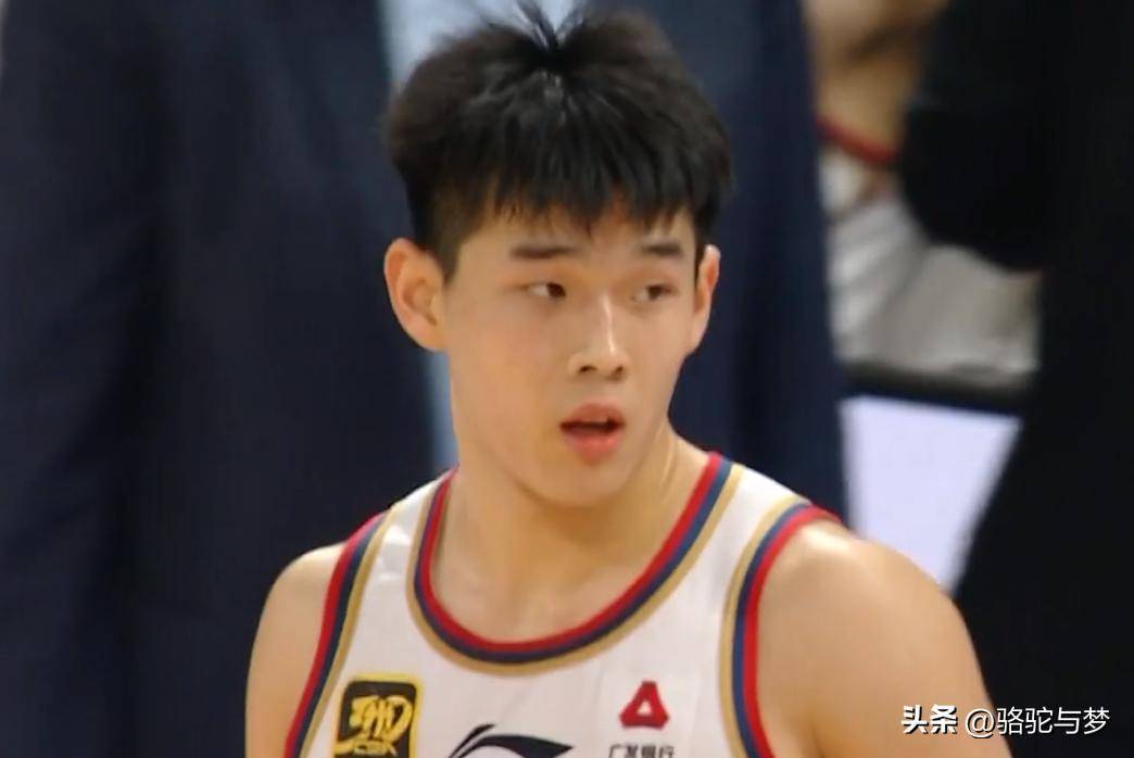 关于清晨新疆广汇调整名单以备足总杯，更衣室发声环节打磨，信心回归，阵容厚度经受考验的信息