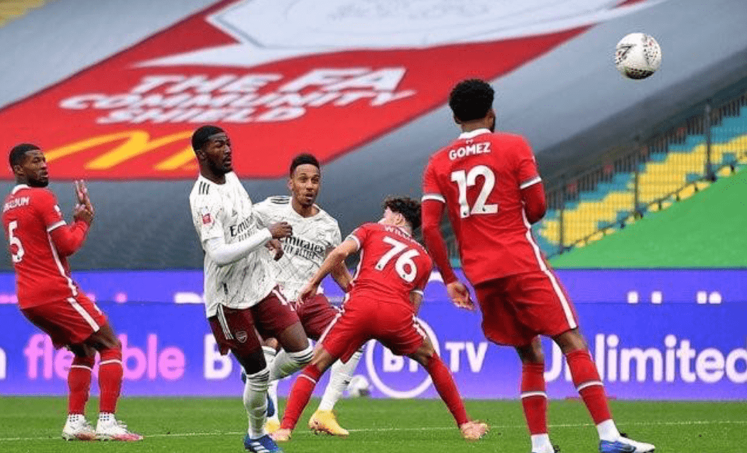 包含社区盾赛程吃紧，阿森纳今晨完成体检，态度坚定，临场指挥获称赞的词条